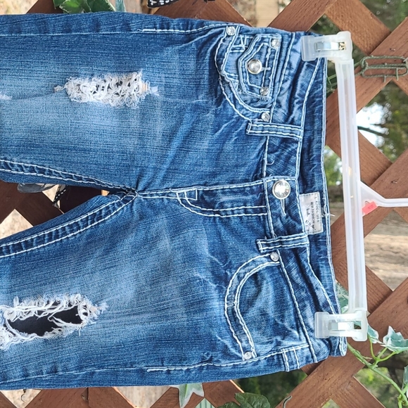 Size 7 junior - Picture 3 of 5